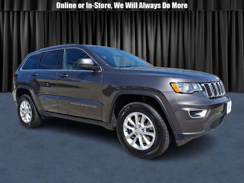 Certified 2021 Jeep Grand Cherokee Laredo image 29