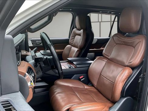 Used 2022 Lincoln Navigator Reserve AWD/4WD image 20