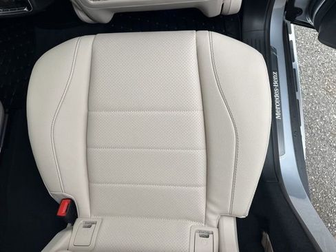 New 2026 Mercedes-Benz GLS 450 4MATIC image 33
