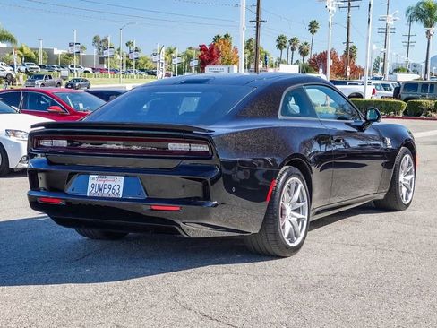Used 2025 Dodge Charger Scat Pack w/ Track Pack image 4