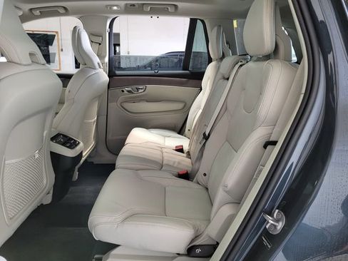 New 2026 Volvo XC90 B6 Ultra w/ Protection Package AWD/4WD image 12