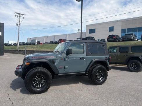 New 2026 Jeep Wrangler Rubicon w/ Xtreme 35 Tire Package AWD/4WD image 11