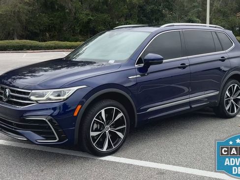 Certified 2022 Volkswagen Tiguan SEL R-Line image 4