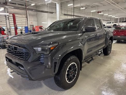 Used 2024 Toyota Tacoma SR5 image 1