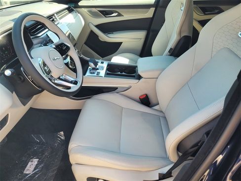 New 2026 Jaguar F-PACE R-Dynamic S image 12