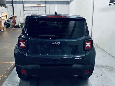 Used 2020 Jeep Renegade Sport w/ UConnect 7.0 Group FWD image 7