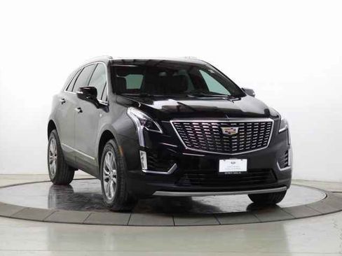 Certified 2022 Cadillac XT5 Premium Luxury image 11