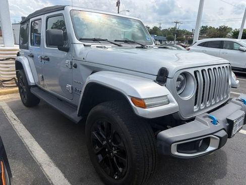 Used 2023 Jeep Wrangler Unlimited Sahara w/ Cold Weather Group AWD/4WD image 2