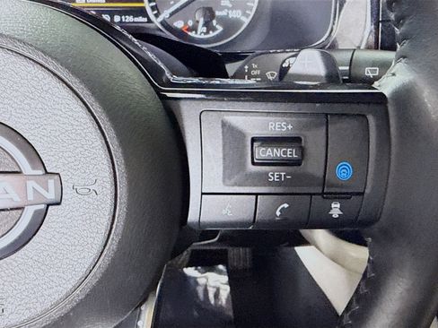 Used 2023 Nissan Pathfinder SL w/ SL Premium Package image 15