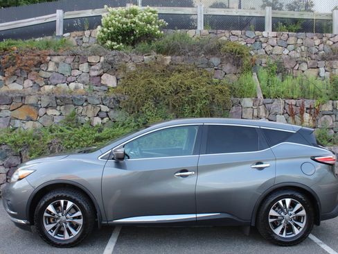Used 2015 Nissan Murano S AWD/4WD image 6