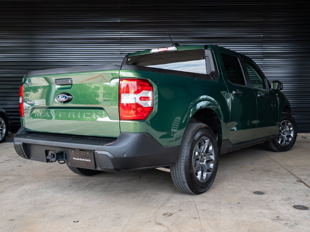 Used 2025 Ford Maverick XLT w/ Equipment Group 302A AWD/4WD image 7