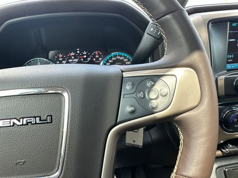 Used 2017 GMC Sierra 1500 Denali w/ Denali Ultimate Package AWD/4WD image 46