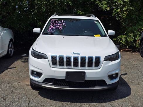 Used 2019 Jeep Cherokee Limited w/ Luxury Group AWD/4WD image 10