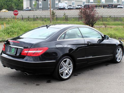 Used 2010 Mercedes-Benz E 350 Coupe image 7