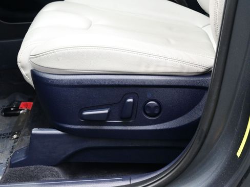 Used 2022 Hyundai Palisade SEL w/ 8P Bench Seat Package image 11