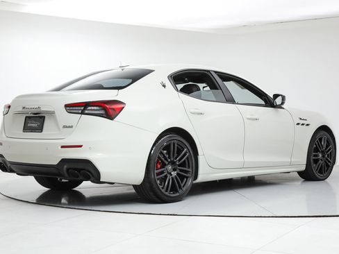 Certified 2023 Maserati Ghibli Modena Q4 image 5