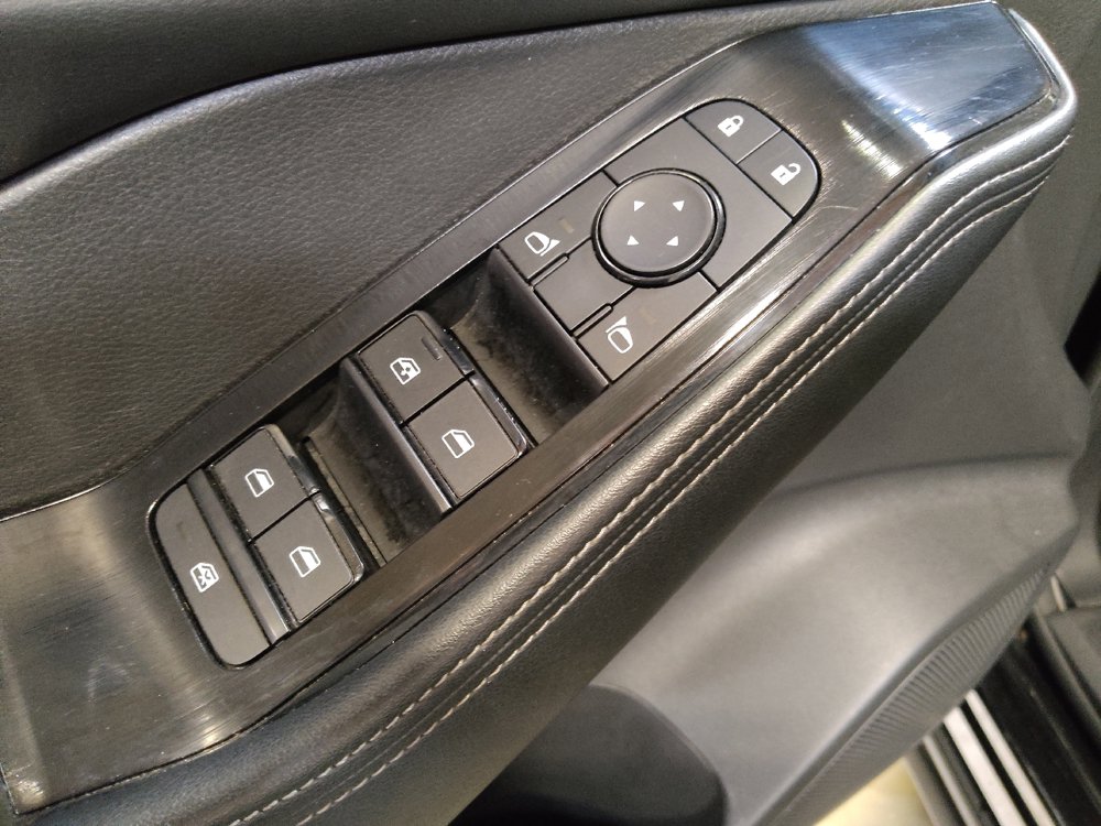Used 2025 Nissan Rogue SV FWD image 27