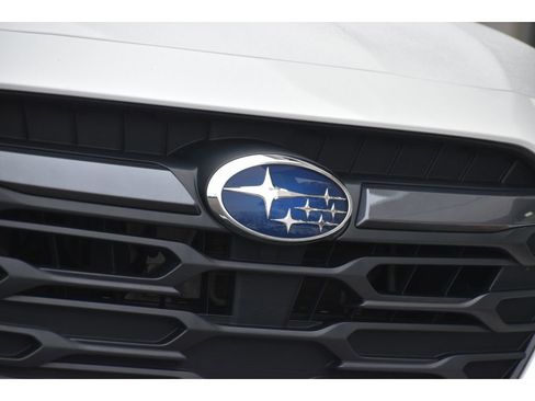 Used 2023 Subaru Outback Limited image 10