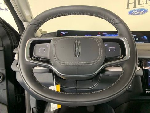 New 2025 Lincoln Navigator L Reserve image 30