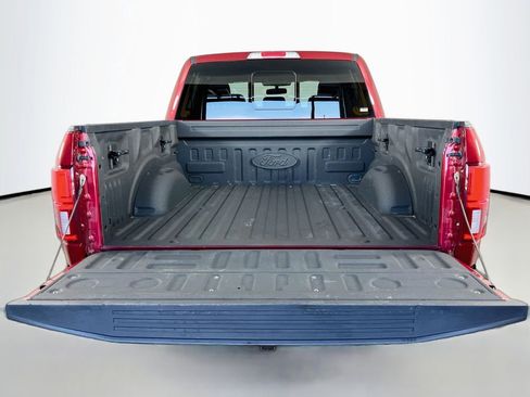 Used 2018 Ford F150 Lariat w/ Equipment Group 502A Luxury AWD/4WD image 10