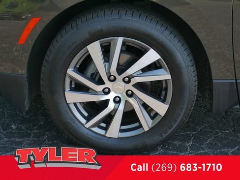 Used 2023 Chevrolet Equinox Premier FWD image 51