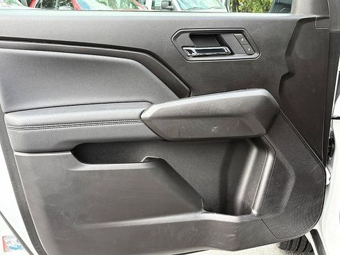 Used 2025 Chevrolet Colorado LT w/ Advanced Trailering Package AWD/4WD image 15