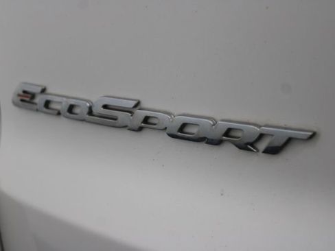 Used 2019 Ford EcoSport SE w/ SE Convenience Package image 9
