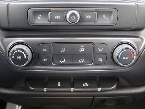 Used 2016 GMC Sierra 1500 SLE image 32