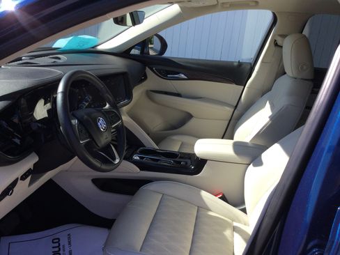 Used 2023 Buick Envision Avenir AWD/4WD image 7