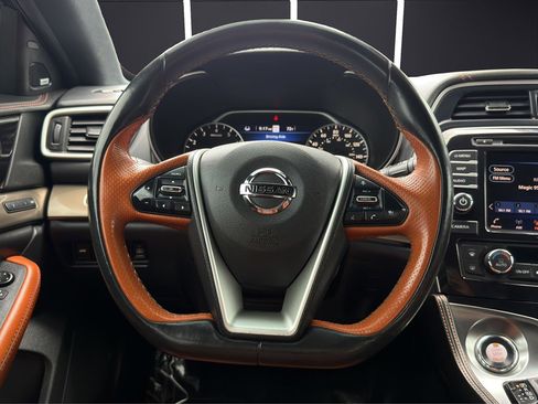 Used 2019 Nissan Maxima Platinum w/ Reserve Package FWD image 16