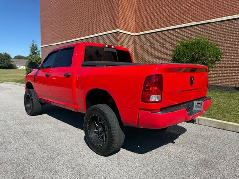 Used 2018 RAM 1500 Classic SLT AWD/4WD image 10