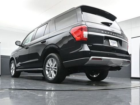 Used 2022 Ford Expedition XLT AWD/4WD image 30