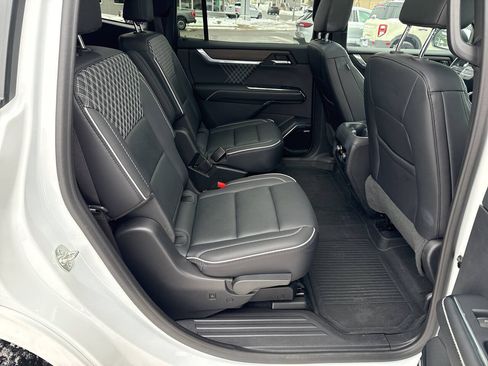 Used 2024 GMC Acadia Denali w/ LPO, Floor Liner Package AWD/4WD image 15