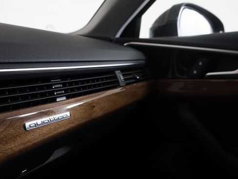 Used 2023 Audi A4 2.0T Premium w/ Convenience Package image 7