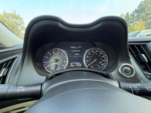 Used 2017 INFINITI Q50 3.0t Premium RWD image 19
