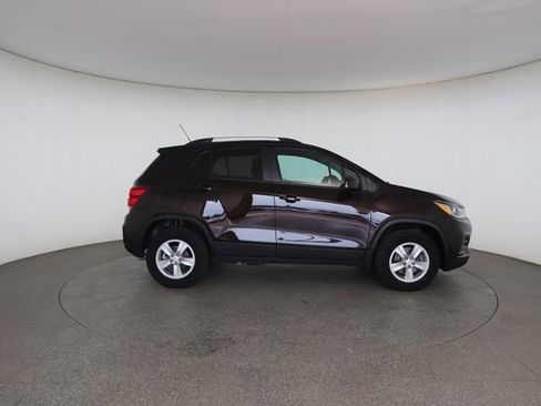 Used 2022 Chevrolet Trax LT w/ Driver Confidence Package AWD/4WD image 23