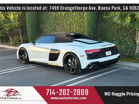 Used 2020 Audi R8 V10 w/ 20" Wheel Package image 14