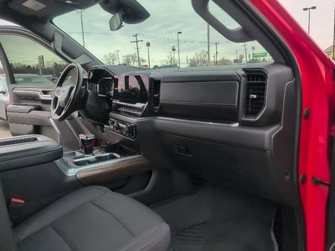 Certified 2022 Chevrolet Silverado 1500 LT Trail Boss AWD/4WD image 44