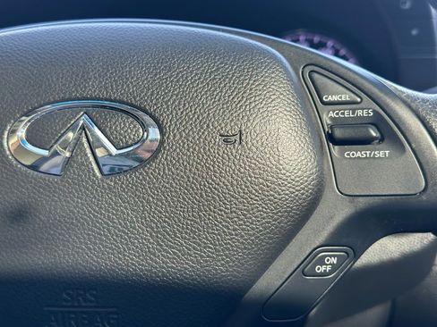 Used 2015 INFINITI Q40 w/ Moonroof Package image 29