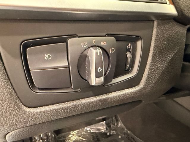 Used 2015 BMW 328i Sedan RWD image 16