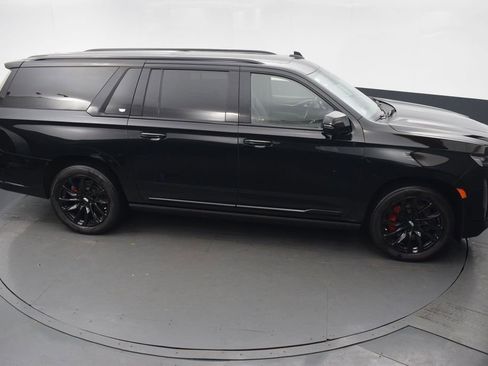 Certified 2023 Cadillac Escalade ESV Sport Platinum w/ LPO, ONYX Package image 49