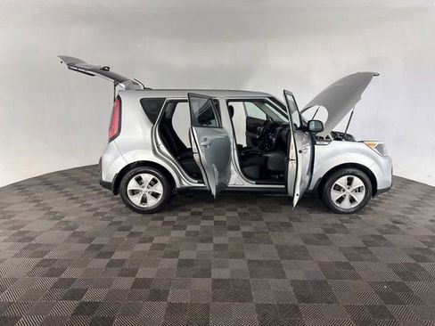 Used 2015 Kia Soul image 15