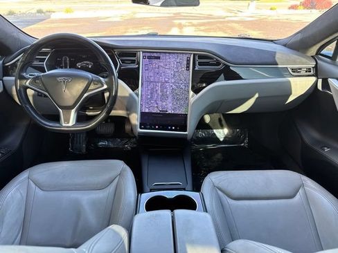 Used 2016 Tesla Model S AWD image 22