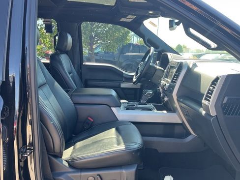 Used 2019 Ford F150 Lariat w/ Equipment Group 502A Luxury AWD/4WD image 6