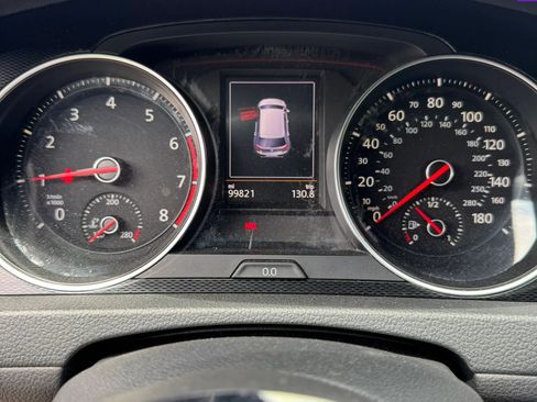 Used 2016 Volkswagen GTI SE FWD image 16