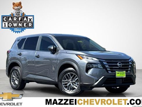 Used 2025 Nissan Rogue S AWD/4WD image 1