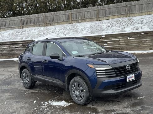 New 2026 Nissan Kicks S image 3