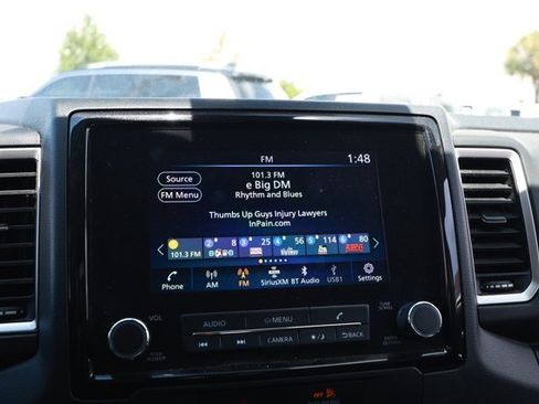 Used 2022 Nissan Frontier SV AWD/4WD image 17