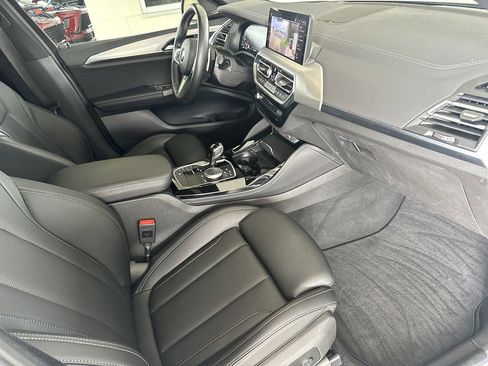 Used 2024 BMW X4 M40i w/ Premium Package image 39