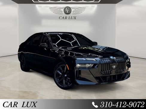 Used 2024 BMW i7 xDrive60 AWD/4WD image 7